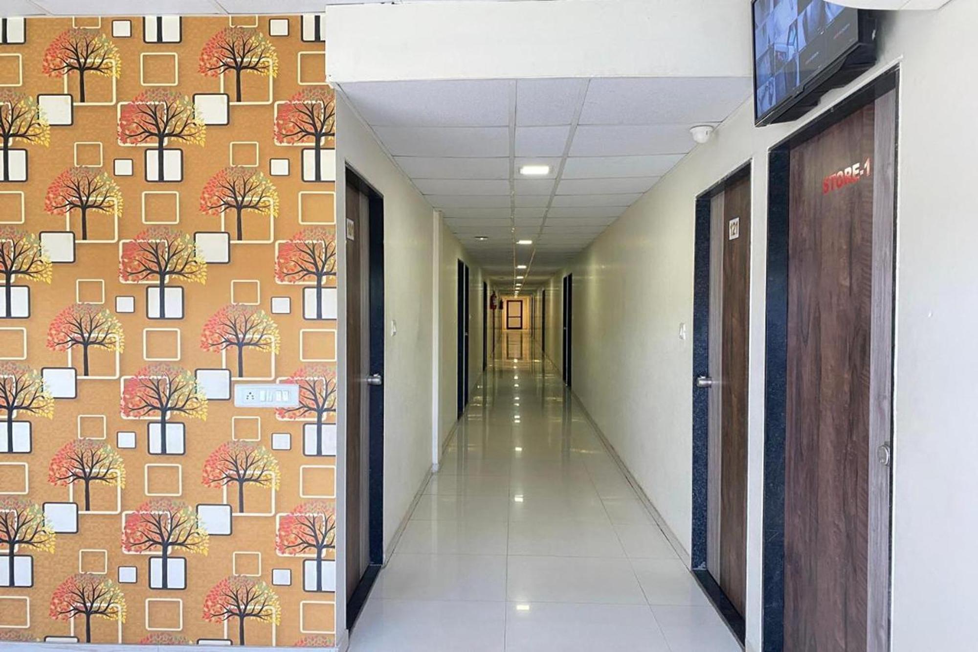 Hotel Kalyan Palace Batwa Bagian luar foto
